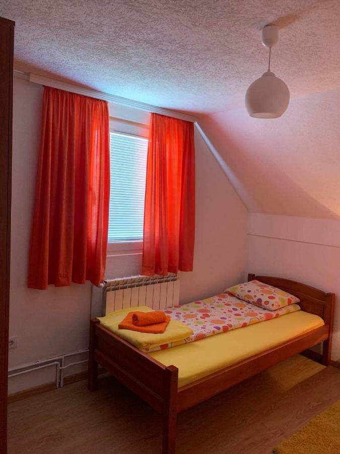 Apartment & Rooms Sweet Dreams Žabljak Esterno foto