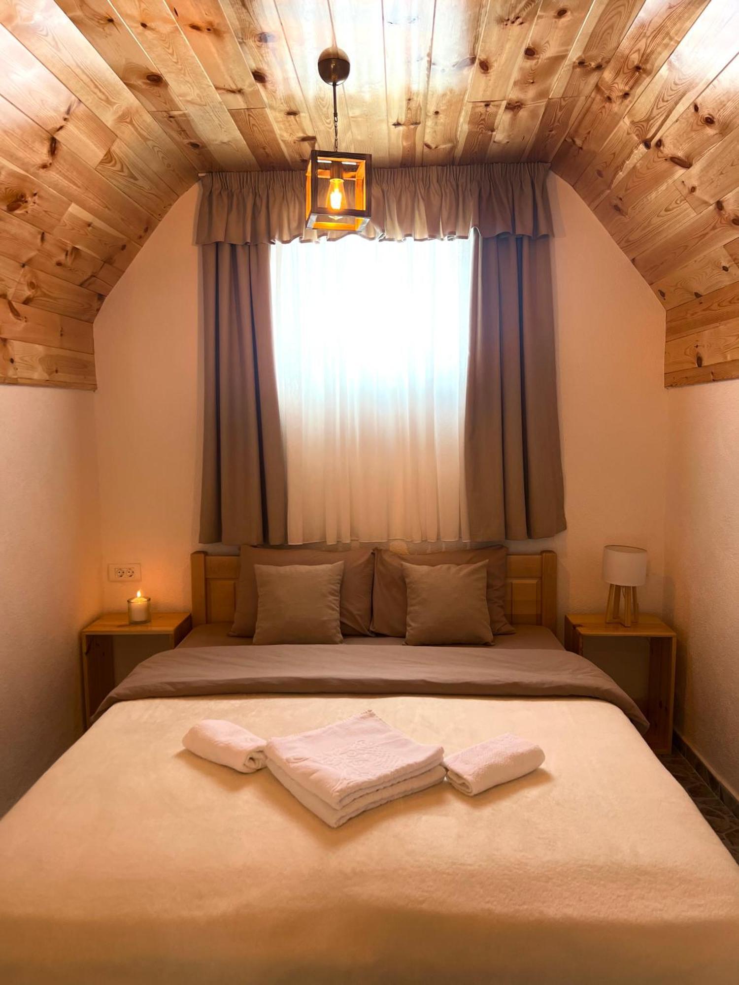 Apartment & Rooms Sweet Dreams Žabljak Esterno foto